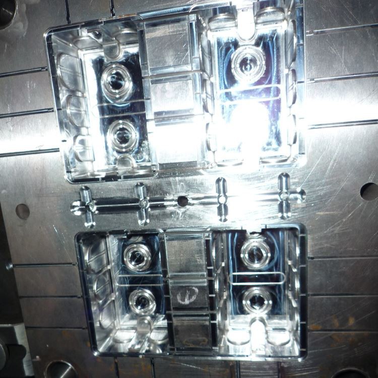 Prekawzjonijiet għall-iffurmar tal-injezzjoni tal-plastik